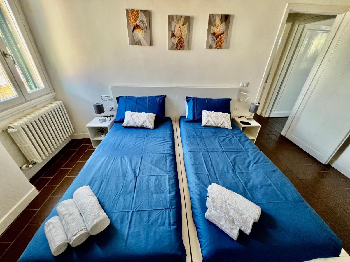 Relax & Design A Pochi Passi Dalla Stazione Флоренция Экстерьер фото